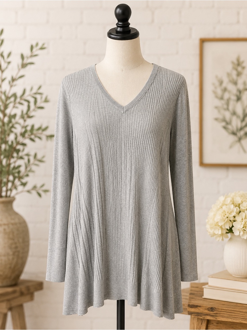 Lightweight V-Neck Swing Tunic Sweater - Gray